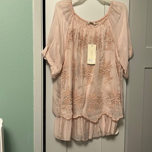 Blush pink silk top - Picture 1 of 4